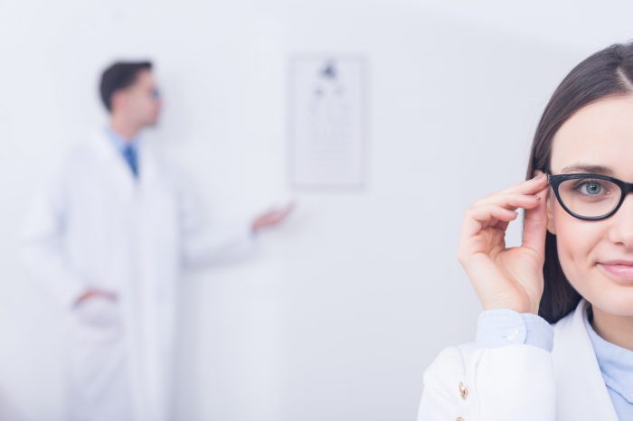 Optometrist ili oftalmolog - kojeg očnog specijalistu posjetiti?