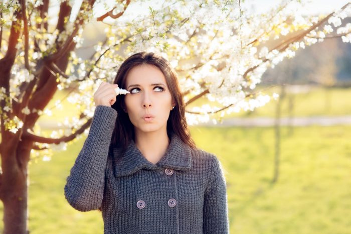 Očne alergije: kako smanjiti svrbež i suzenje očiju?