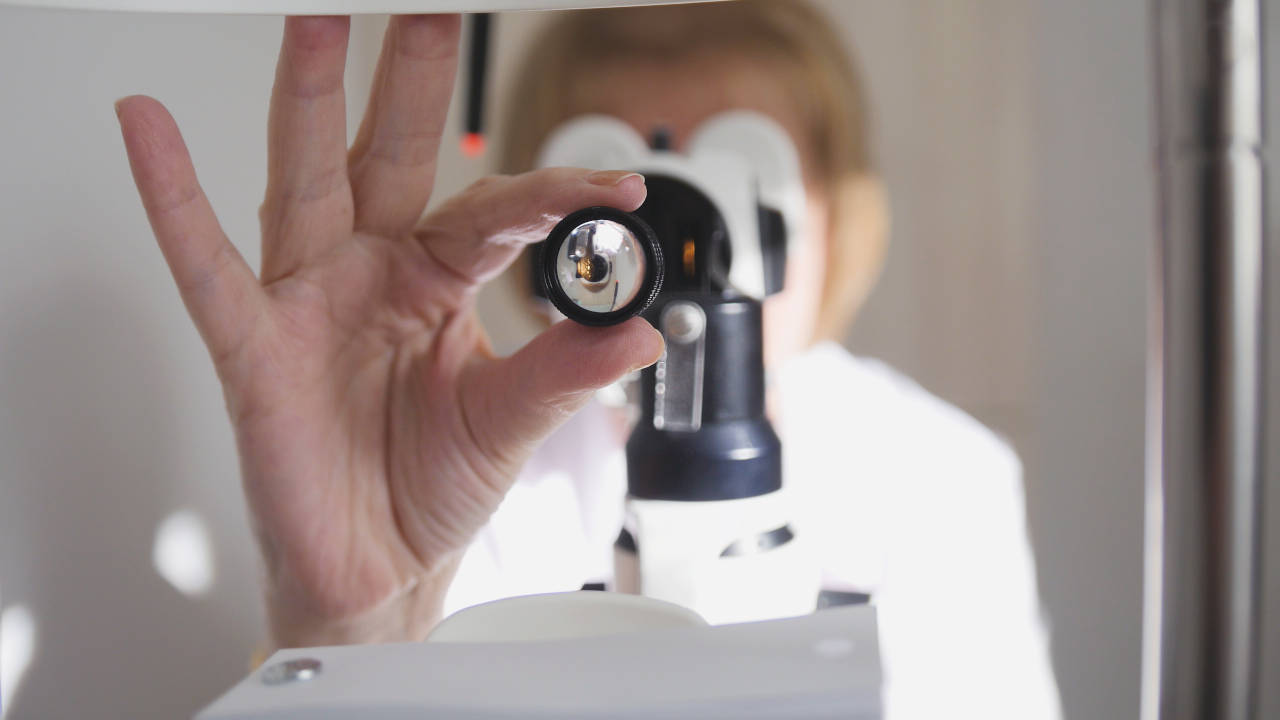 Centralna serozna retinopatija liječenje