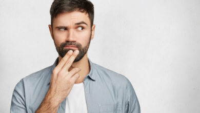 kako izvaditi leću iz oka