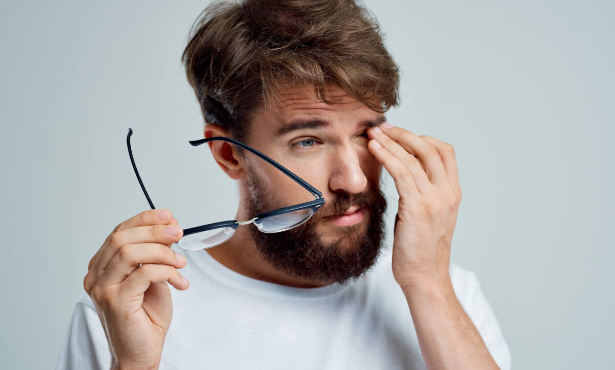 krvarenje u oku, hifema