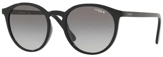 Vogue 2018, model vo5215s