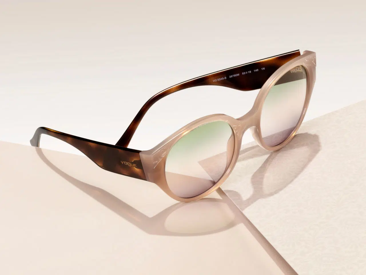 Vogue VO5245_S_26790M