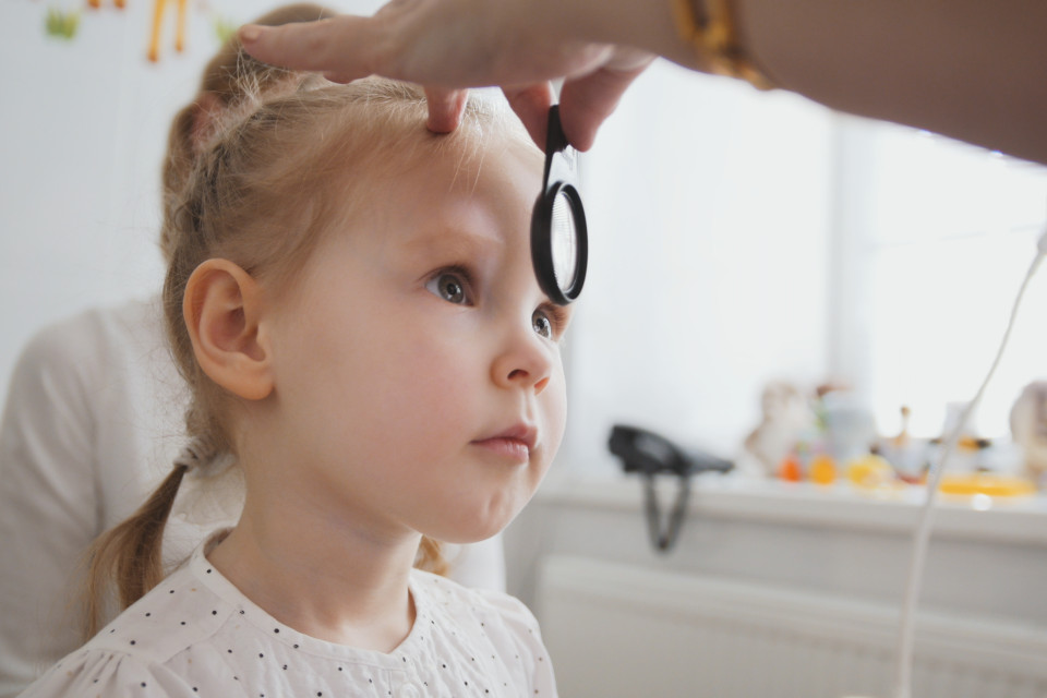 Astigmatizam kod djece