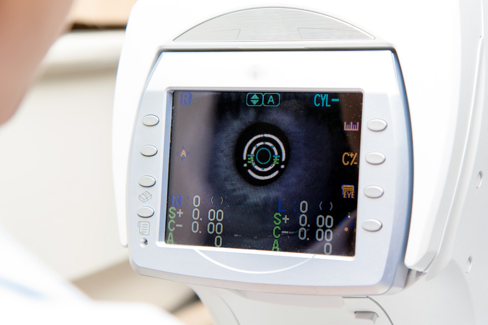 Očni pregled - refrakcija