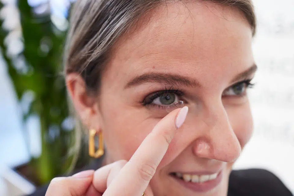 Opti 2025 kontaktne leće