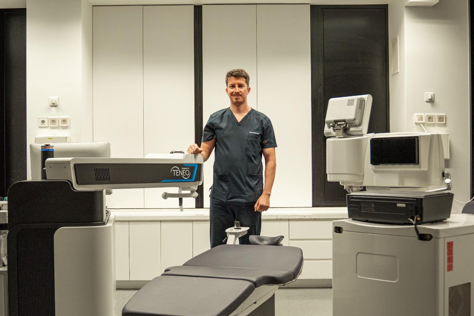 Laser Teneo Optical Express