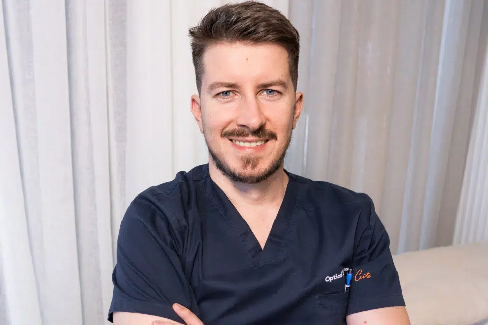 Dr. med. Bože Mihaljević, Optical Express